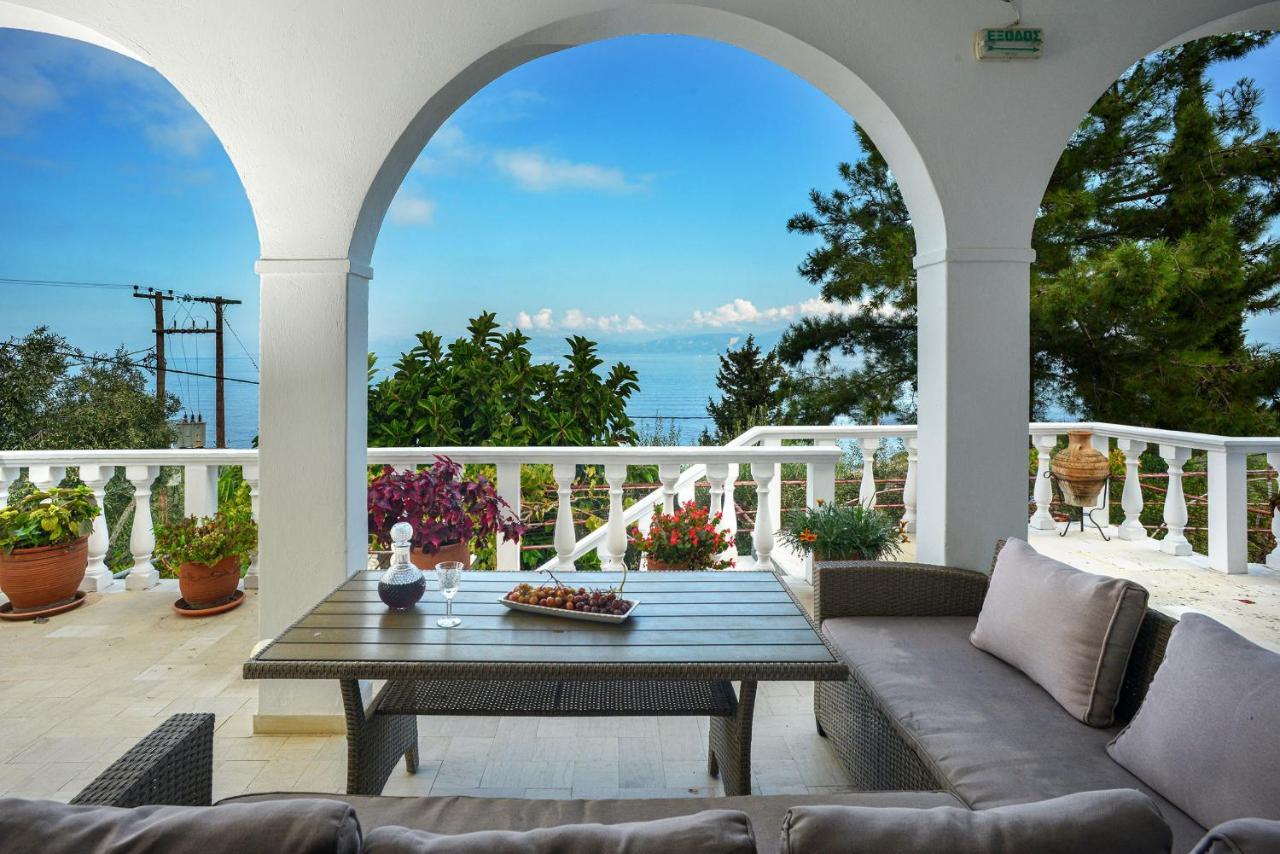 Paxosblue Suites & Villas Gaios Eksteriør bilde