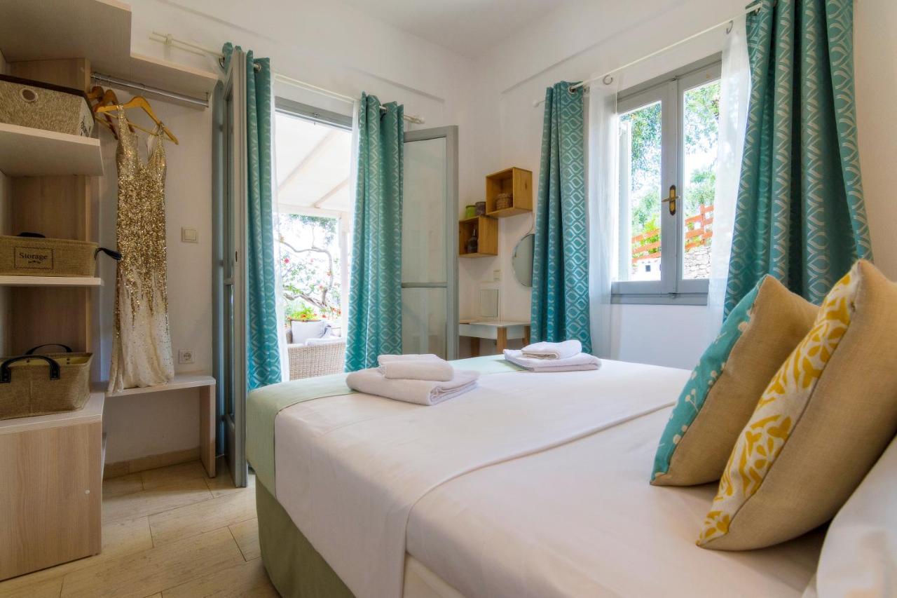 Paxosblue Suites & Villas Gaios Eksteriør bilde
