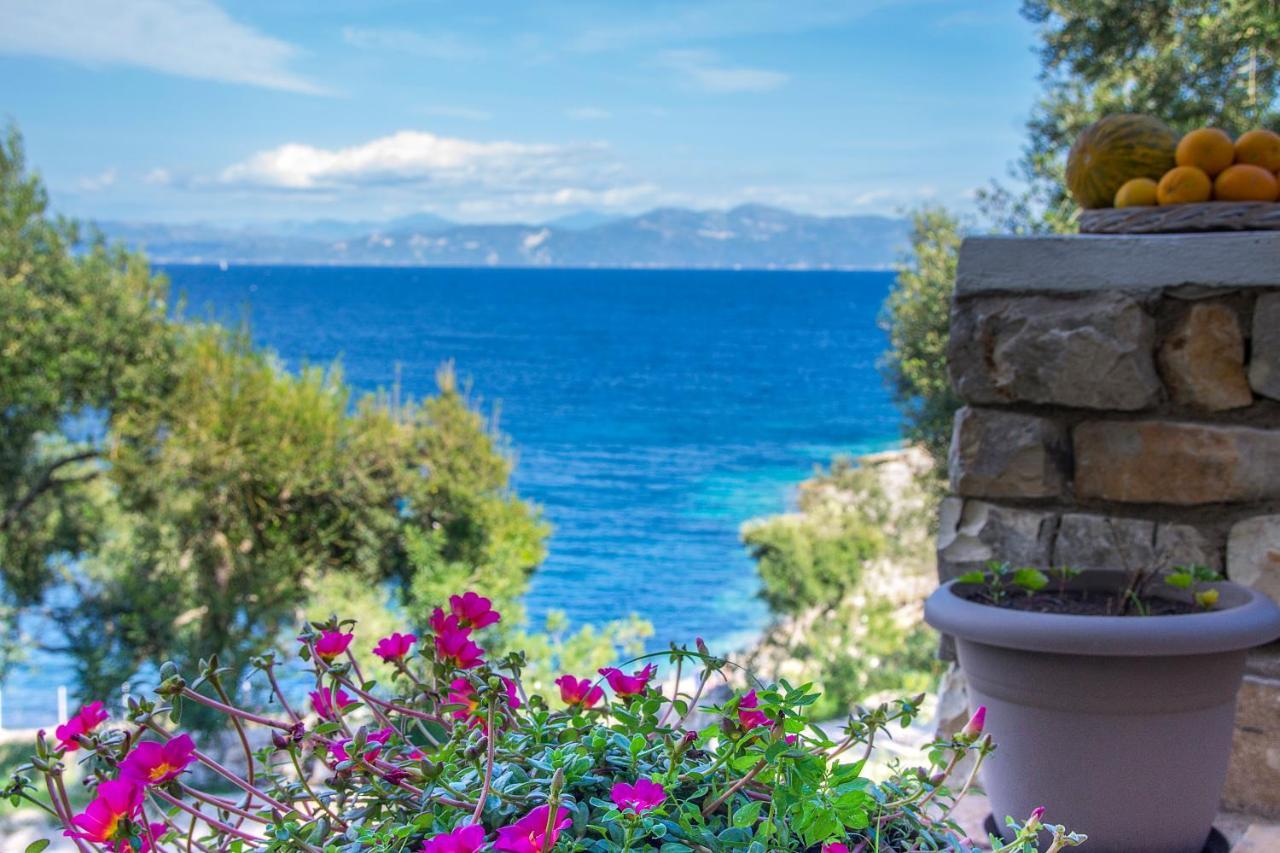 Paxosblue Suites & Villas Gaios Eksteriør bilde