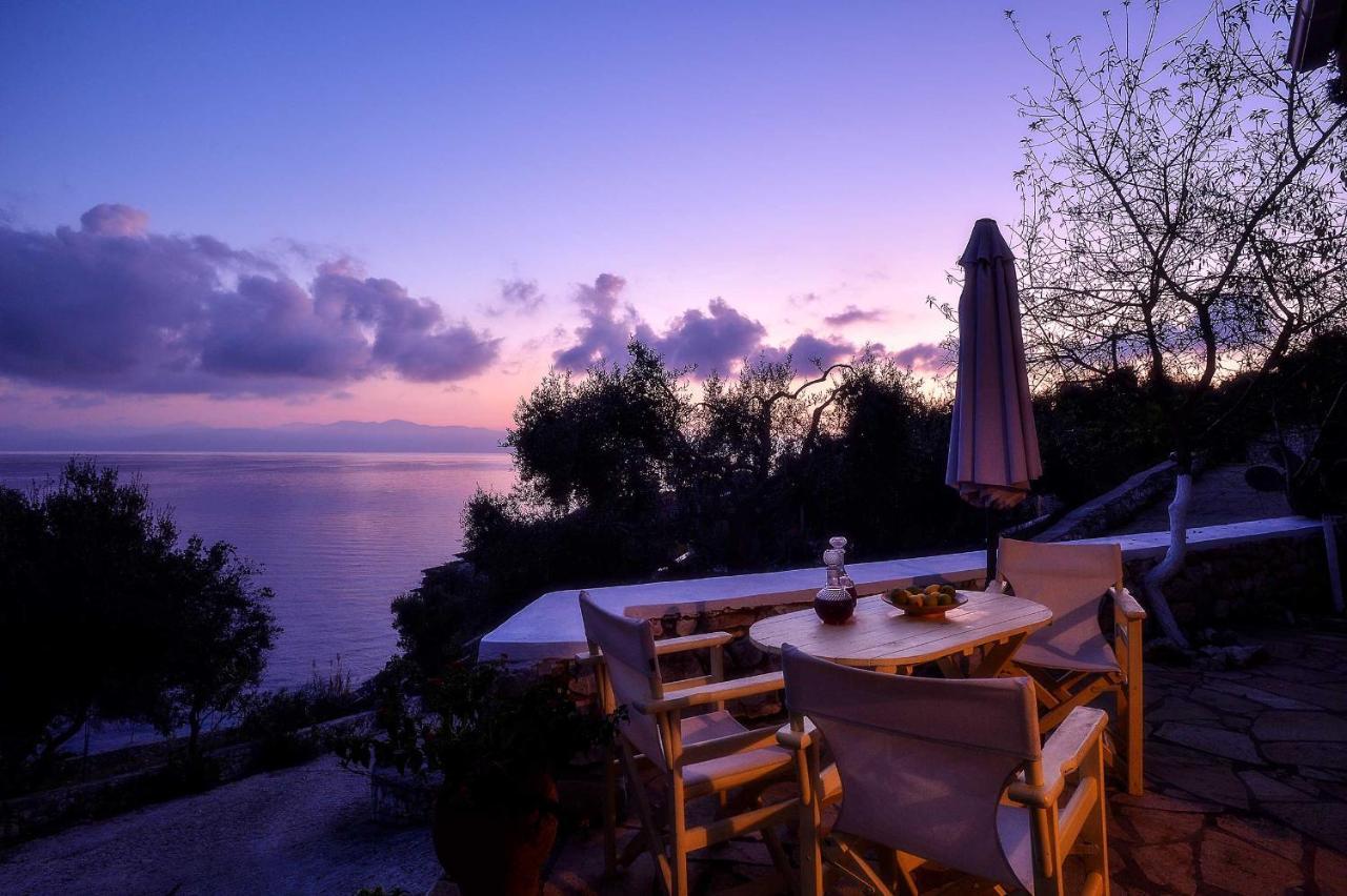 Paxosblue Suites & Villas Gaios Eksteriør bilde