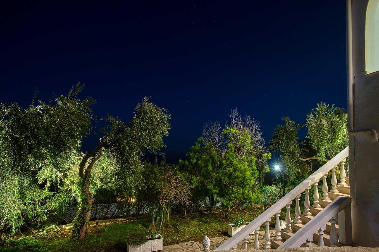 Paxosblue Suites & Villas Gaios Eksteriør bilde